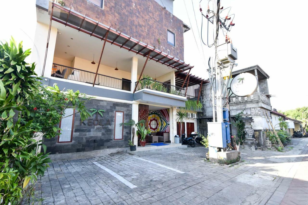 Hotel Reddoorz Near Legian Street Kuta Lombok Esterno foto
